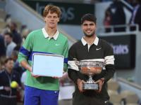 FB体育官网-澳大利亚网球队碾压美国网球队，阿尔卡拉斯送出助攻的简单介绍