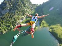 FB赛事直播-哈登统治级表现锁定全场最佳，独行侠客场碾压火箭显冠军相