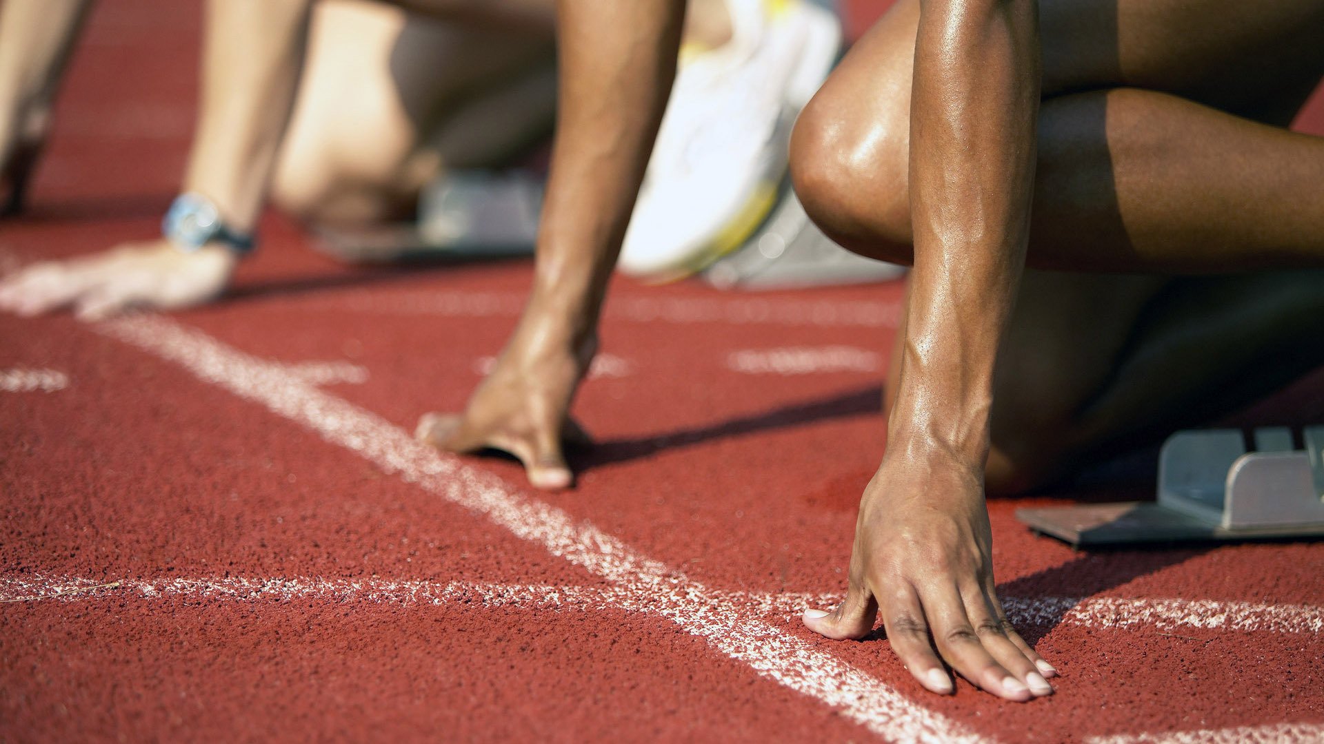 绿茵场上的颠覆与锋芒，喀麦隆爆冷秘鲁，弗拉霍维奇进攻端无人可挡